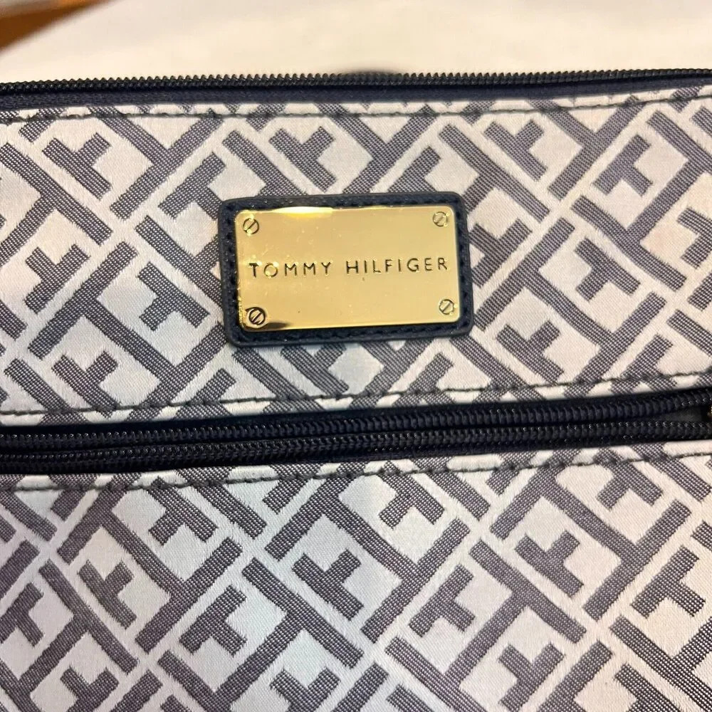 Tommy Hilfiger Crossbody Sling Bag Womens Navy Jacquard SignatureAdjust Strap - Picture 3 of 12